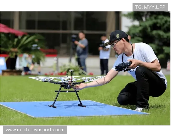 _新技术亮相：无人机全景直播高效呈现比赛_，无人机拍摄直播