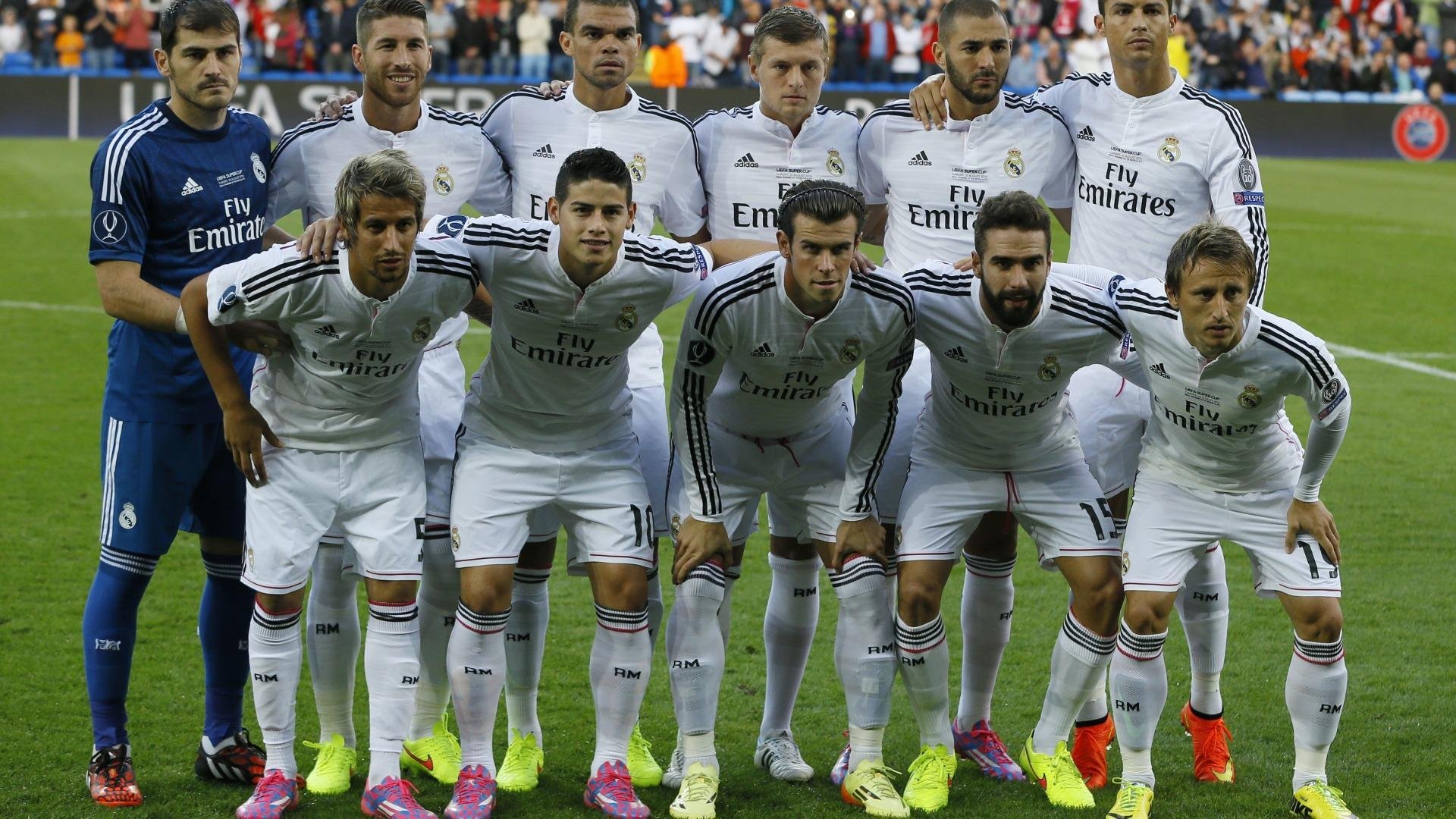 《王者荣耀》年度世界联赛，顶尖战队激烈角逐，冠军花落谁家？