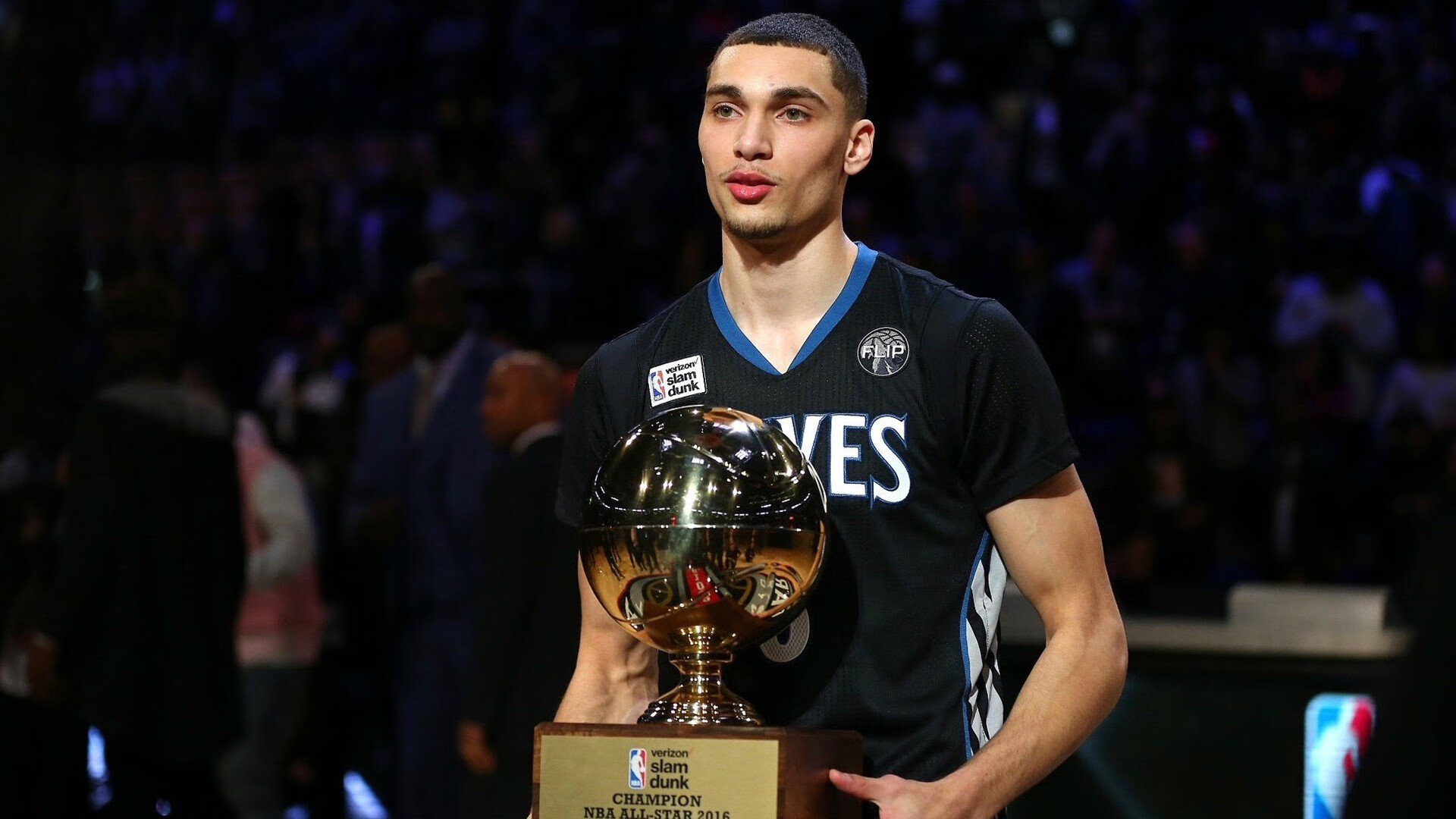 球迷协会成立十周年,举办丰富庆祝活动,球迷协会名字