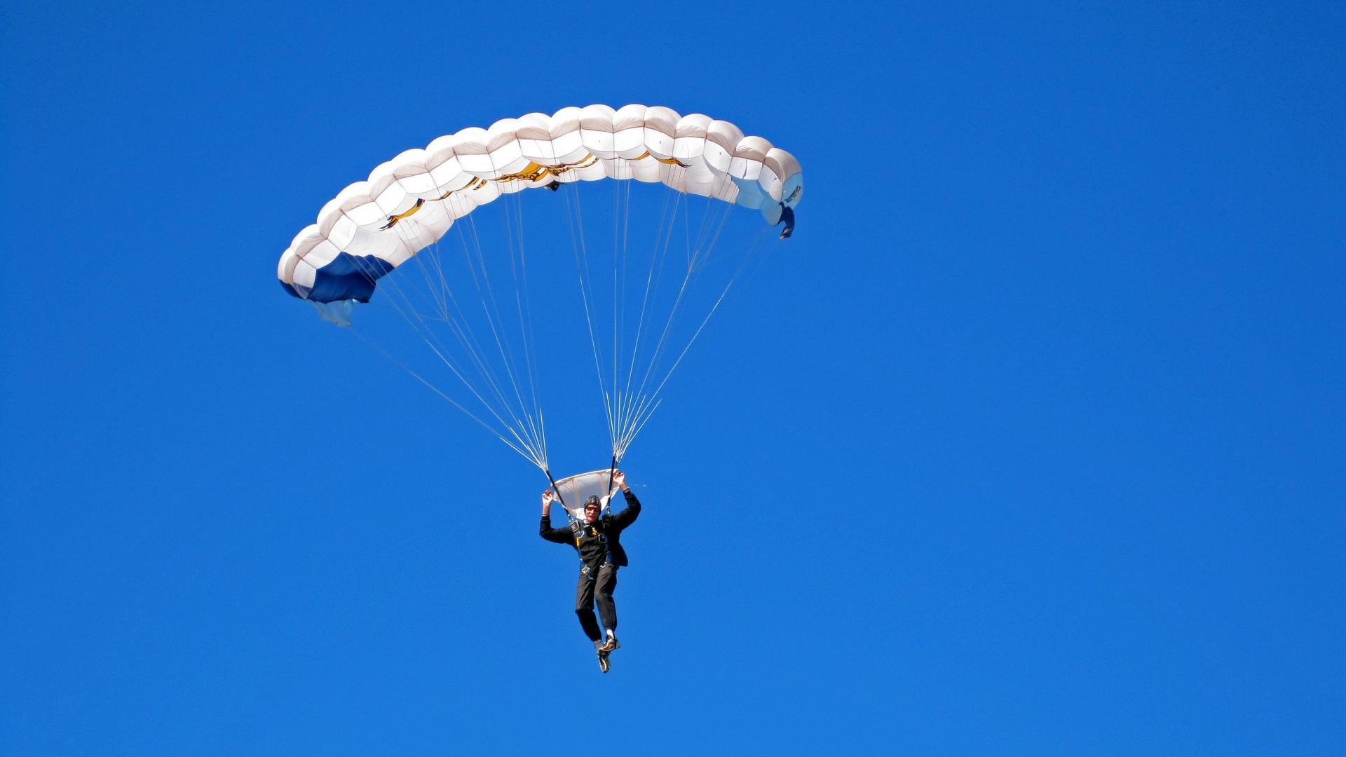 超级对抗系列赛，精彩纷呈，硬核来袭！
